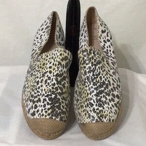 Stuart Weitzman espadrilles size 8